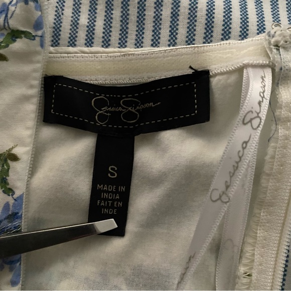 Jessica Simpson Dress - Picture 5 of 11